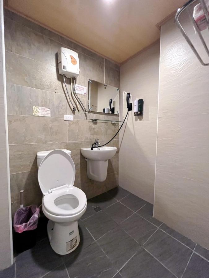 Appartement Fengchia Fun House à Taichung Extérieur photo