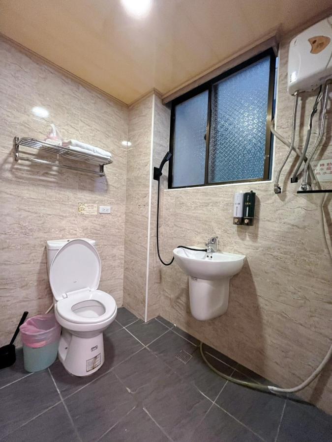 Appartement Fengchia Fun House à Taichung Extérieur photo